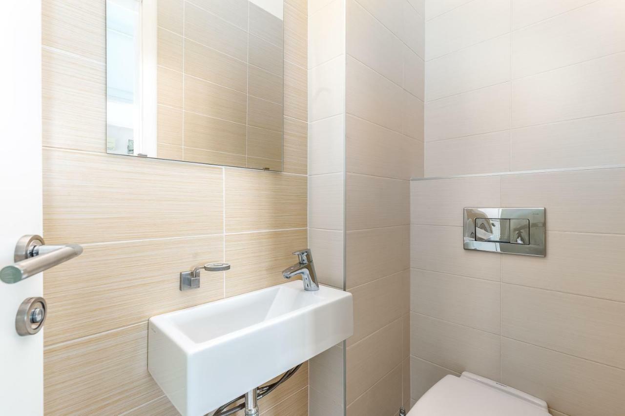 Apartment Bok Rijeka Bagian luar foto