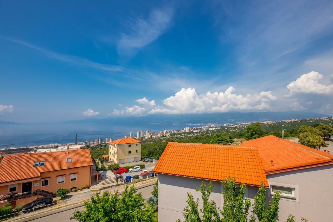 Apartment Bok Rijeka Bagian luar foto