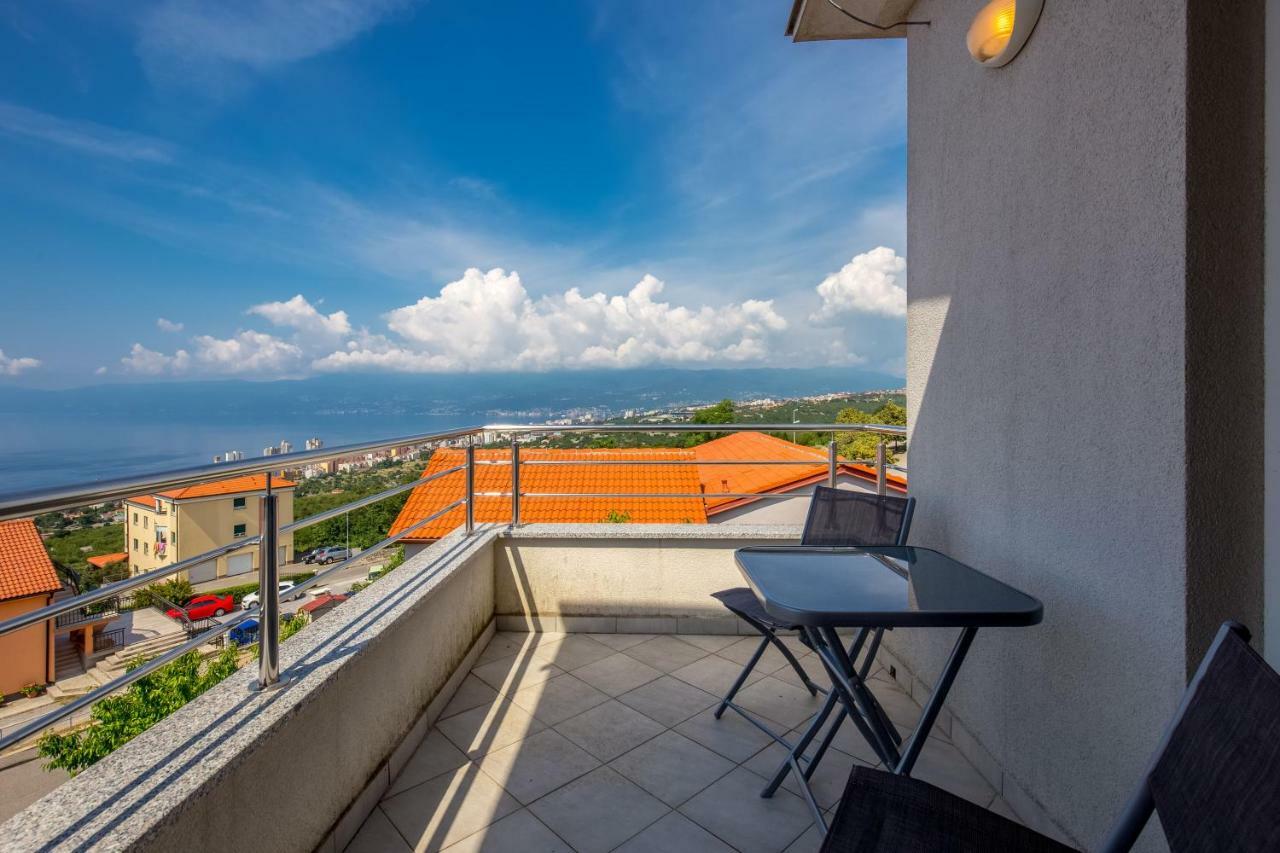 Apartment Bok Rijeka Bagian luar foto