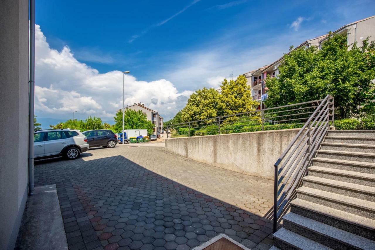 Apartment Bok Rijeka Bagian luar foto