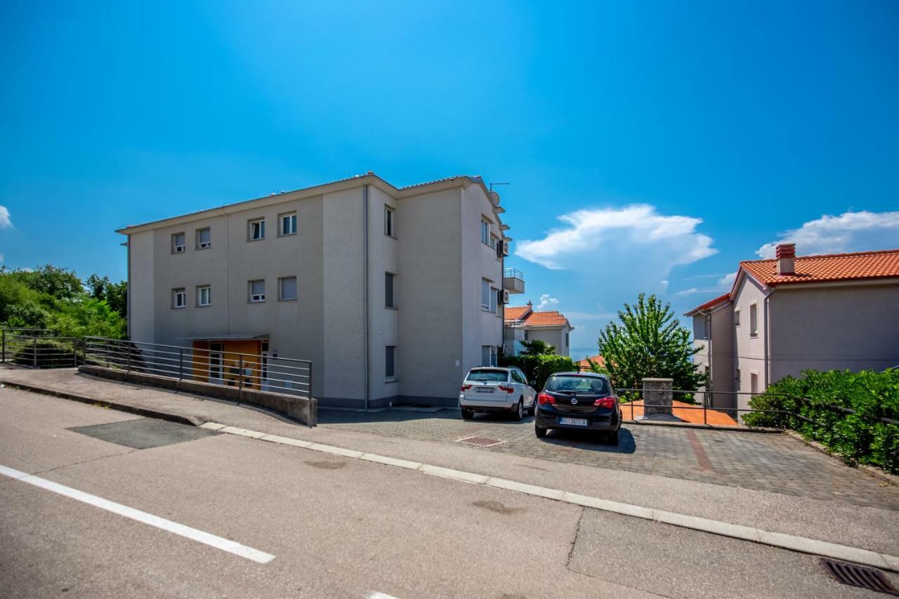 Apartment Bok Rijeka Bagian luar foto