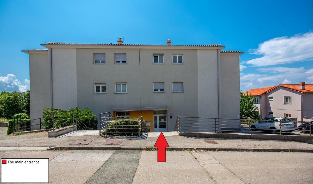 Apartment Bok Rijeka Bagian luar foto